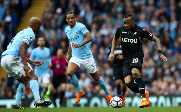 及隊友多曼 及隊友多曼